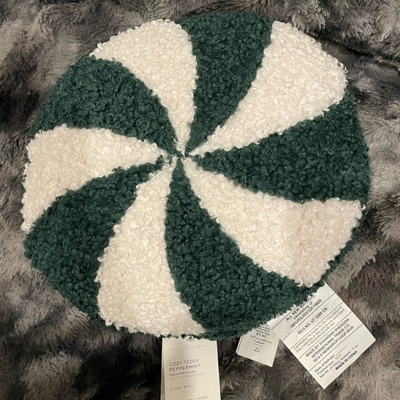 s-l400.jpg New Pottery Barn Cozy Teddy Peppermint Twist Candy Shaped Pillow Christmas